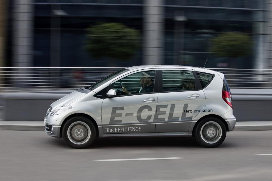  Mercedes-Benz A-Class E-Cell 2010 года  (фото 33 из 35)